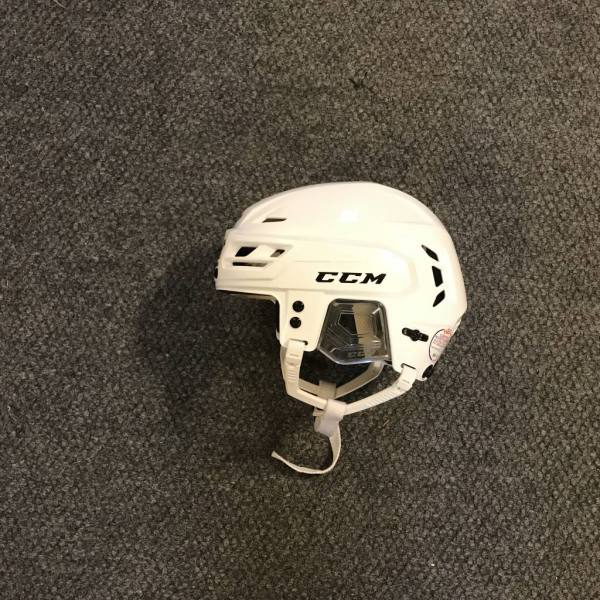 D66D851B-9B45-4AE7-AC4C-FBC632E425D2